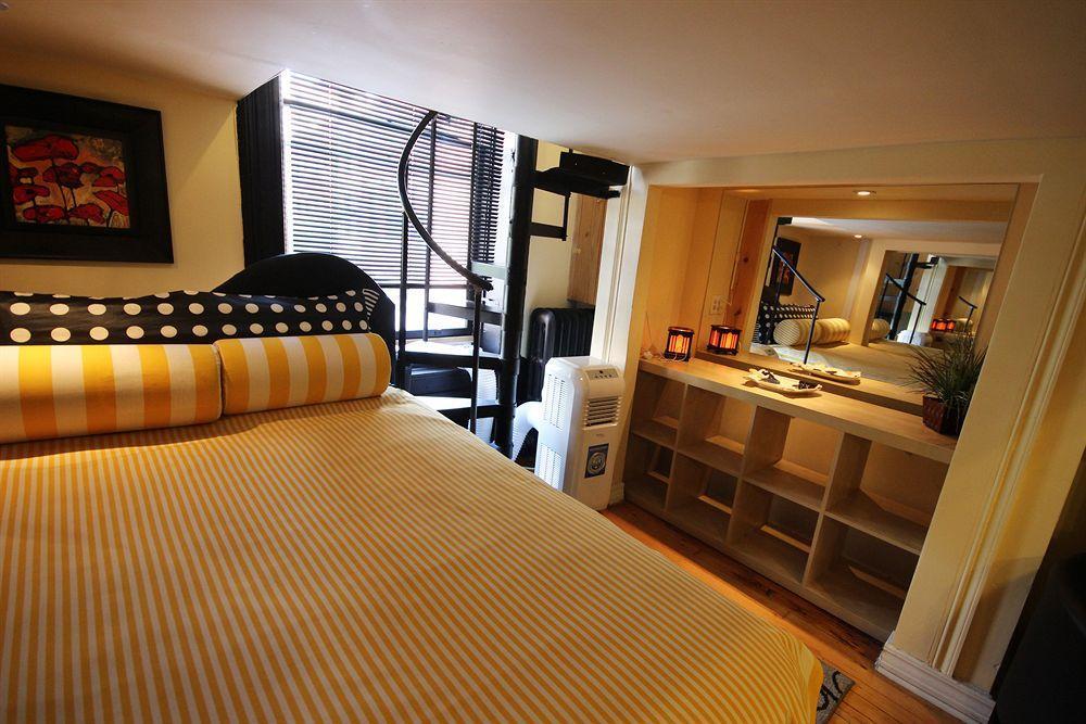 The International Cozy Inn นิวยอร์ก ภายนอก รูปภาพ
